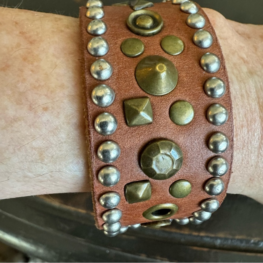 Leather snap bracelet with studs